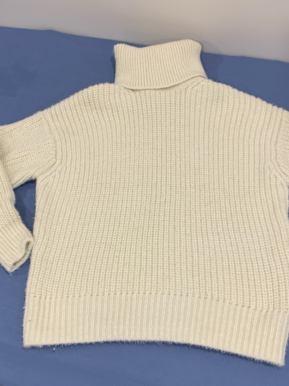 H&M Rib-Knit Oversize Turtleneck Cream Sweater, Soft & Chunky Sz XS